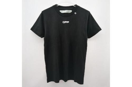ファッションのTシャツ