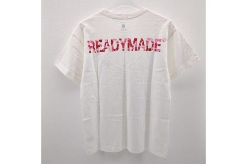 ファッションのTシャツ
