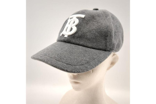 ファッション小物のキャップ