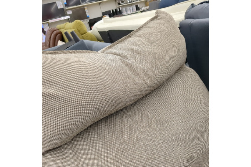 ハイバックリクライニングのオットマン付き