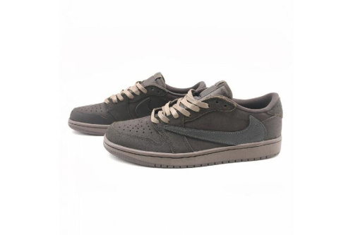 スニーカーのナイキ（NIKE）