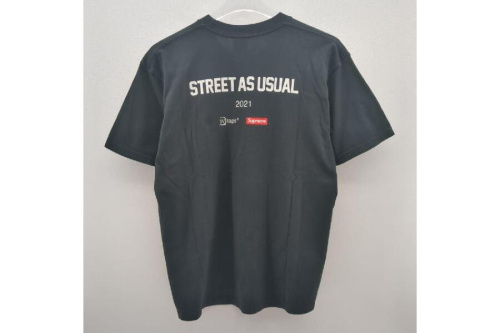 Tシャツのシュプリーム(Supreme)
