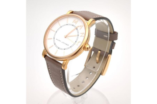 腕時計のマークジェイコブス(MARC JACOBS)