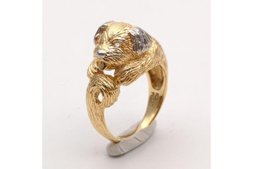 ジュエリーのリング