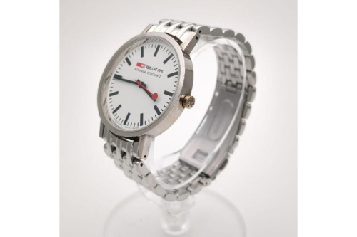 腕時計のモンディ－ン(MONDAINE)