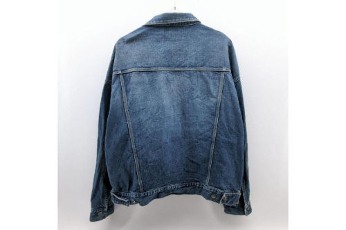 ジャケットのカタリスト(CVTVLIST)