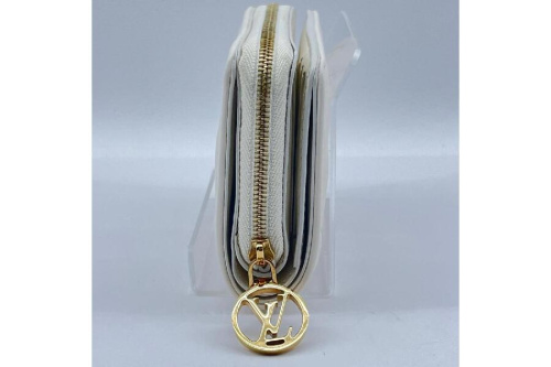 ルイ・ ヴィトン（LOUIS VUITTON）