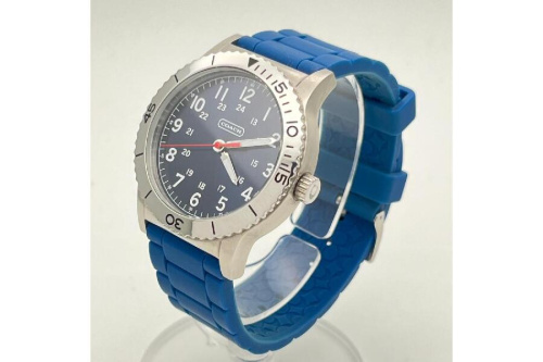 クオーツ式時計のコーチ（COACH）