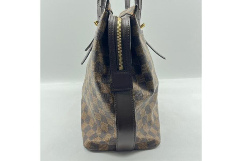 ショルダーバッグのルイ・ ヴィトン（LOUIS VUITTON）