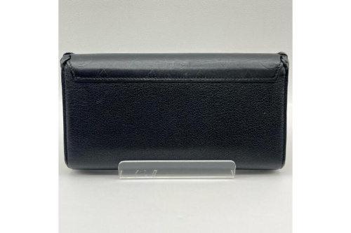 長財布のルイ・ ヴィトン(LOUIS VUITTON)