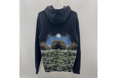 パーカーのバーバリー（Burberry）