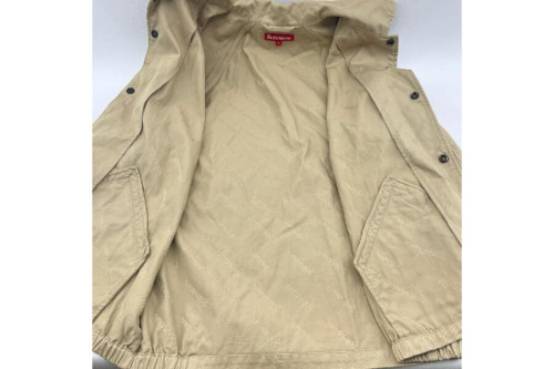 シュプリーム(Supreme)