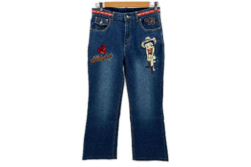 ファッションのジーンズ