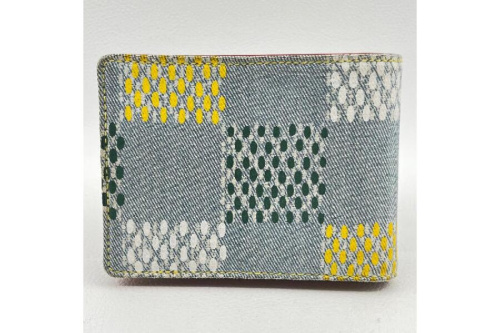 2つ折り財布のルイ・ ヴィトン(LOUIS VUITTON)