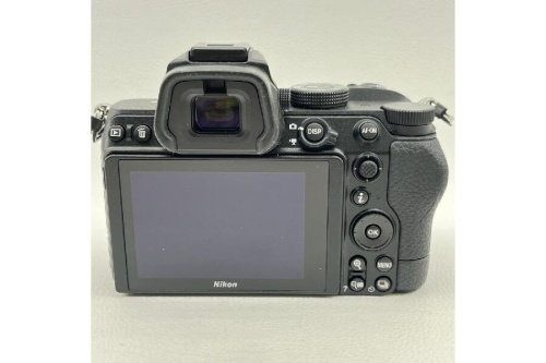 カメラのニコン