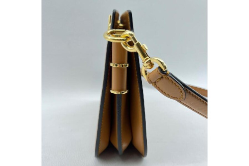 フェンディ（FENDI）