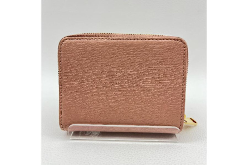 2つ折り財布のグッチ（GUCCI）