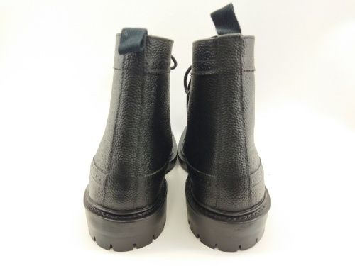 レインシューズの雨