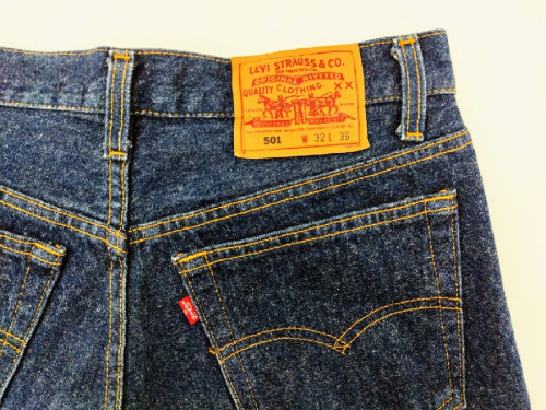 ファッションのリーバイス