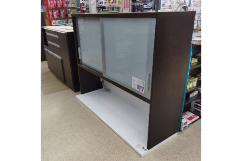 中古家具のキッチンボード