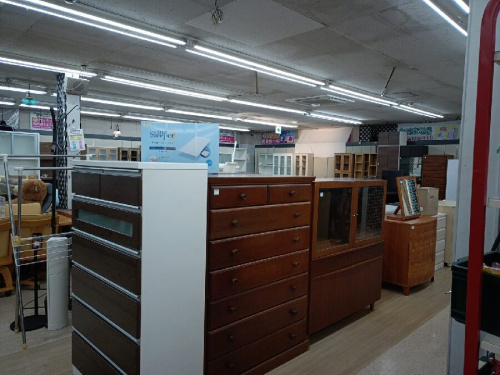 キッチンボードのダイニングテーブル