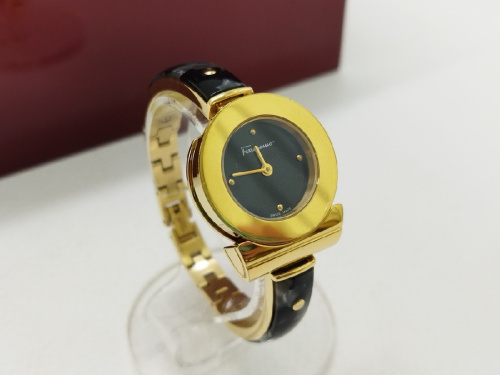 サルヴァトーレフェラガモのレディース