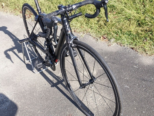 中古自転車のロードバイク