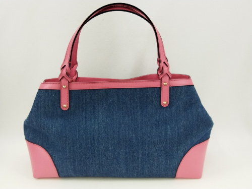 GUCCIのグッチ