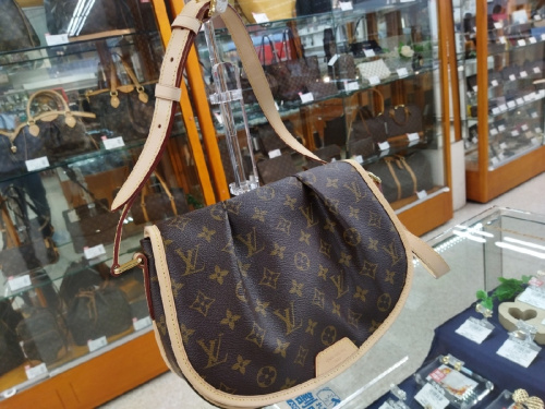 ブランドバッグ・財布のルイヴィトン