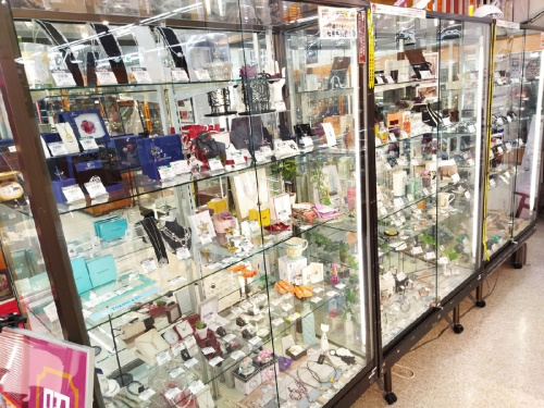 香水　のアクセサリー