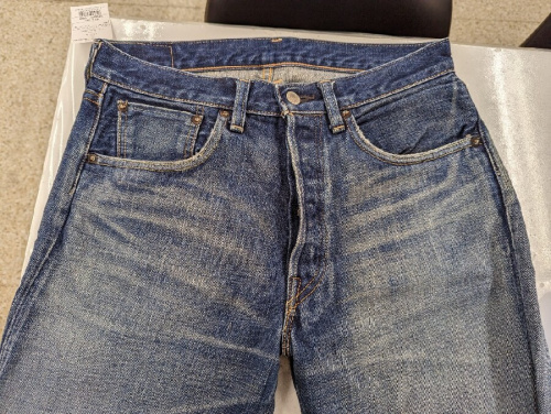 リーバイスの501xx