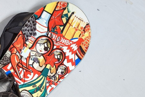 スノーボードのエンデバー