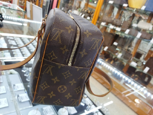 ルイ・ ヴィトン(LOUIS VUITTON)