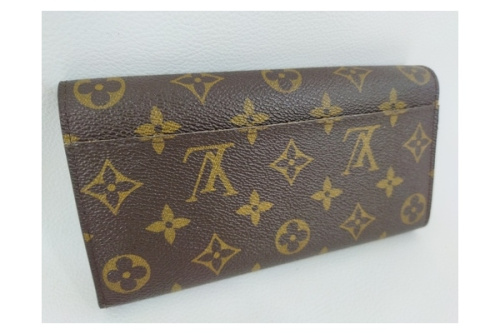 長財布のルイ・ ヴィトン(LOUIS VUITTON)