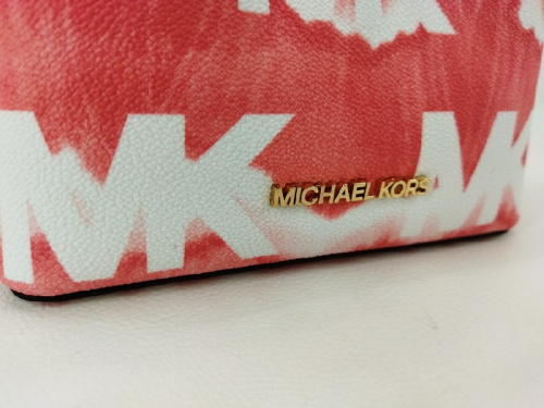 ショルダーバッグのマイケル・コース（MICHAEL KORS）