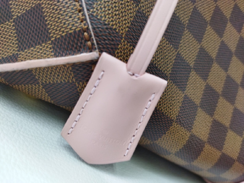 ルイ・ ヴィトン（LOUIS VUITTON）のカイサ・トートPM