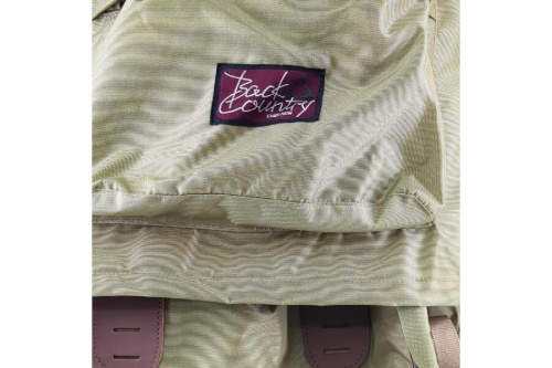 バックパックの背負子