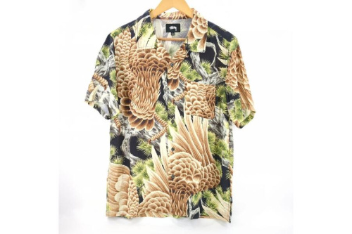 ファッションのアロハシャツ