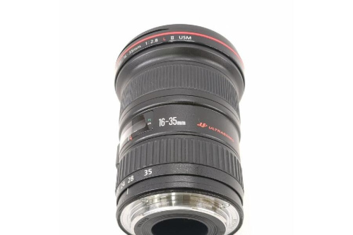 CanonのCanon　ズームレンズ　広角レンズ