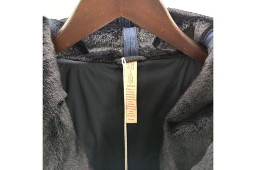 YOSOOUのダウンコート