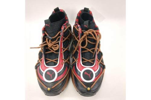 スニーカーのプーマ（PUMA）