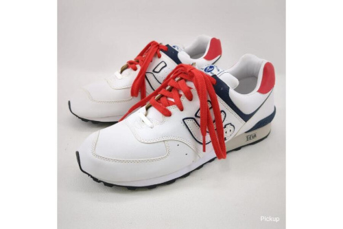 シューズ・靴のスニーカー