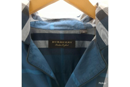 バーバリー(Burberry)の長袖シャツ