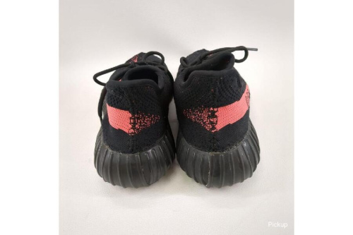 アディダス（adidas）のイージーブースト( YEEZY BOOST)