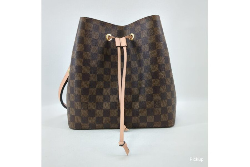 ショルダーバッグのルイ・ ヴィトン（LOUIS VUITTON）