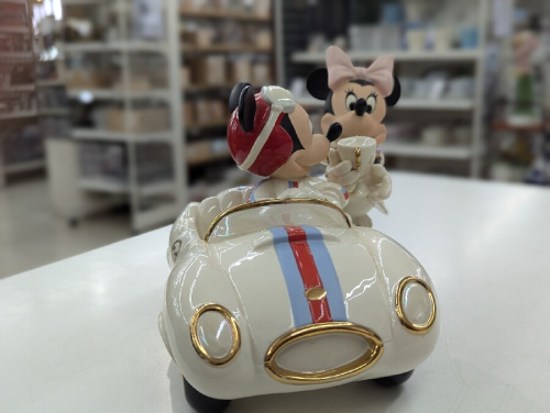 レノックスのフィギュリン