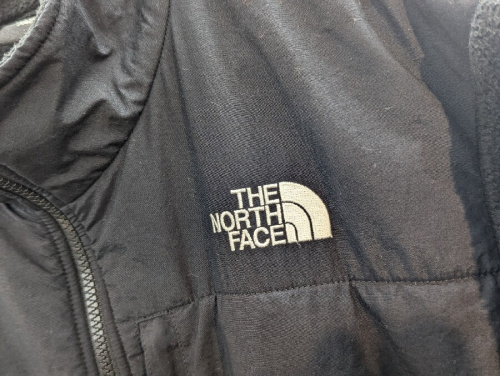 ノースフェイスの冬物衣類買取強化中
