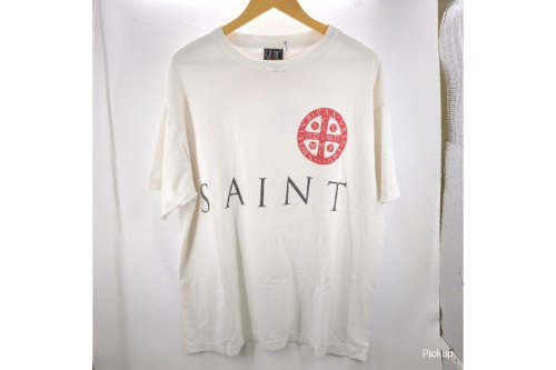 ファッションのTシャツ