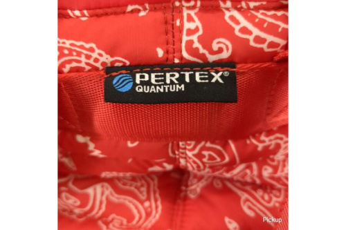 パファーバックパックのペイズリー