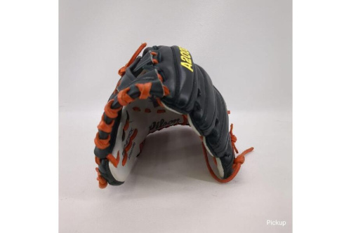 ウィルソン(Wilson)のグローブ